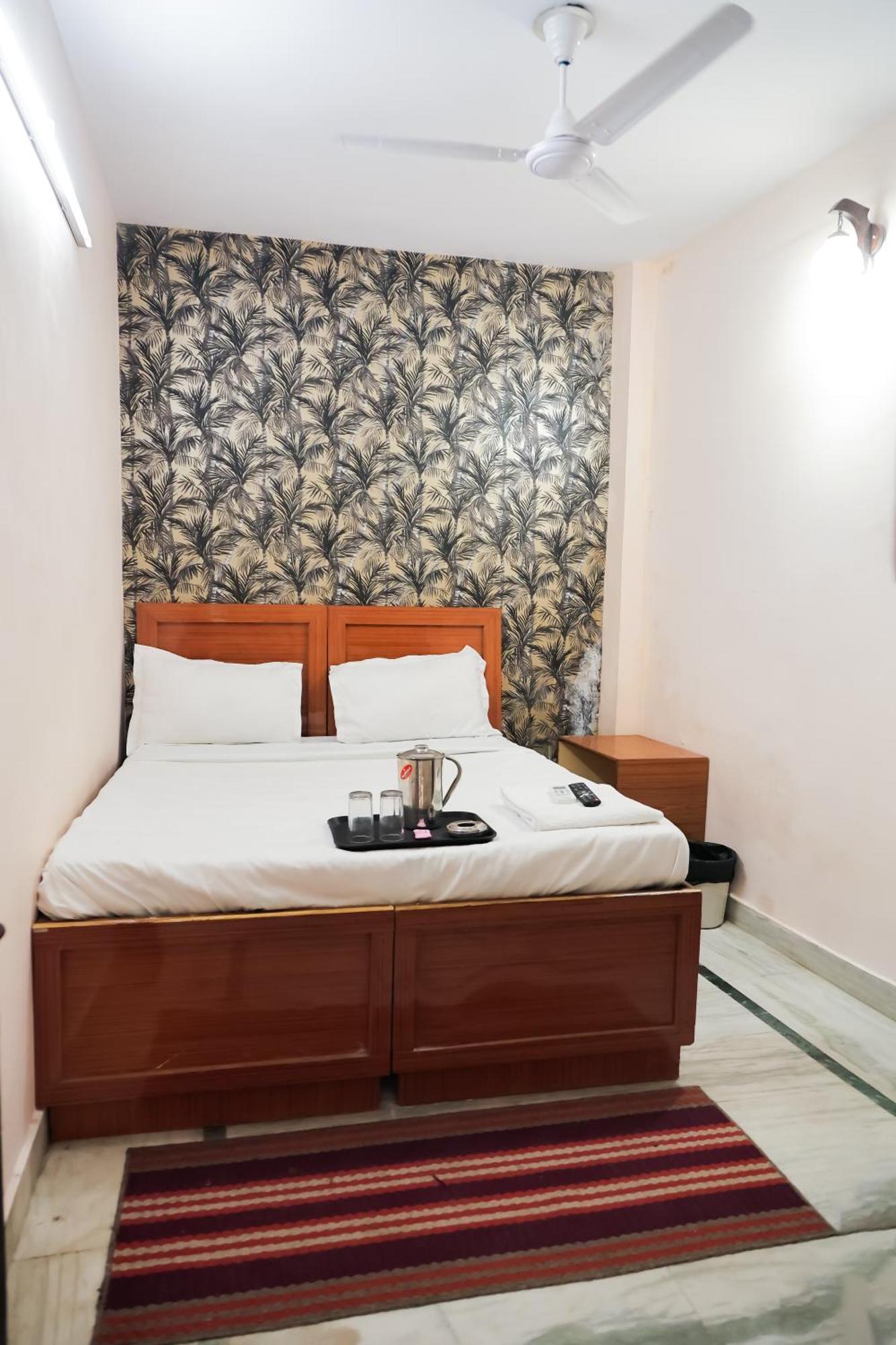 Mannat Stay Hotel - Laxmi Nagar 뉴델리 외부 사진