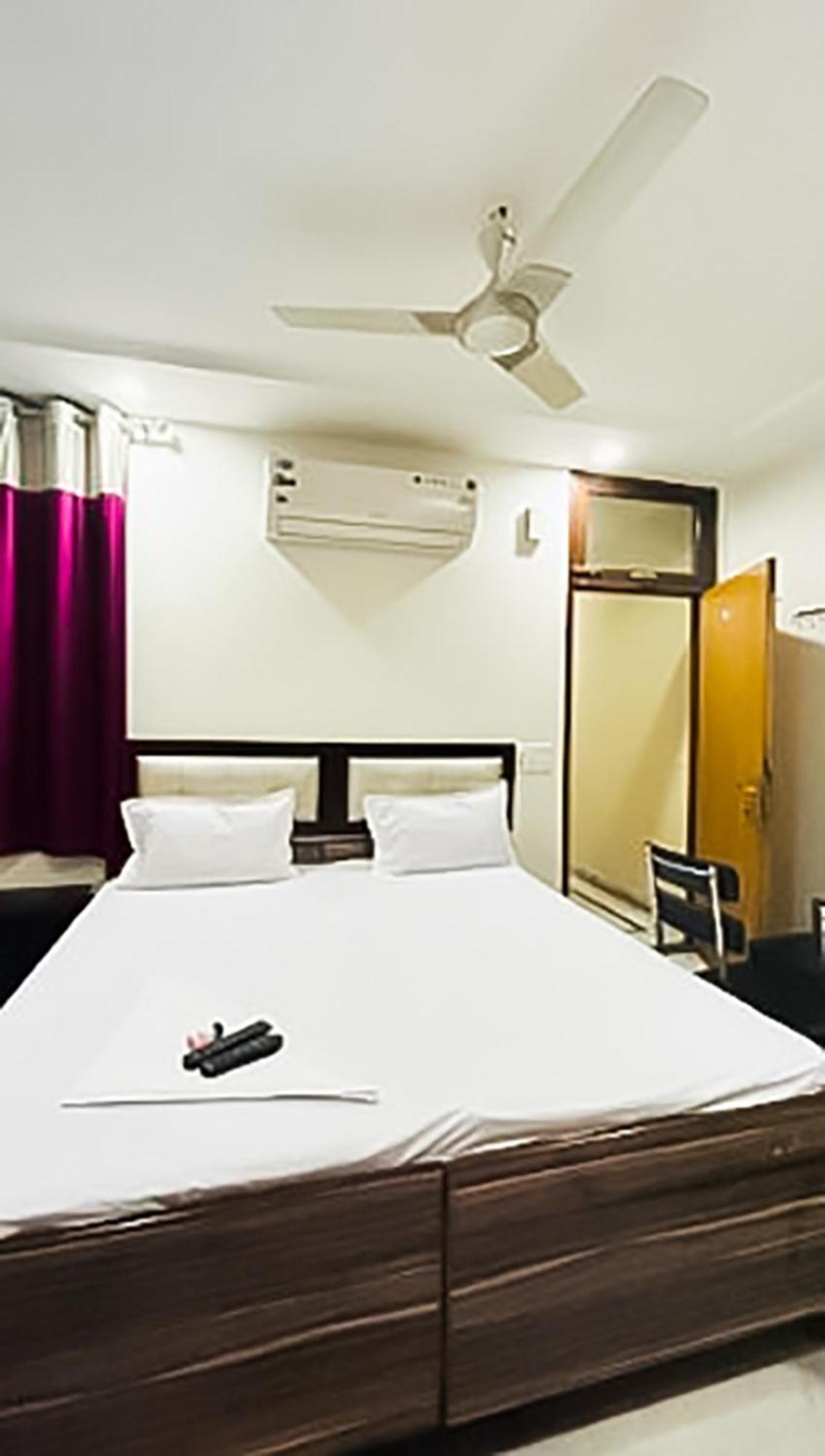 Mannat Stay Hotel - Laxmi Nagar 뉴델리 외부 사진
